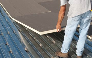 benefits of insulating Lamas flat roofing